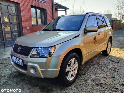 Suzuki Grand Vitara 2.0 De luxe