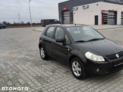 Suzuki SX4 1.6 GS / Premium