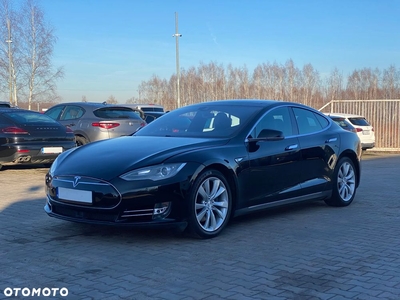 Tesla Model S 85 D