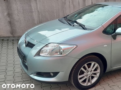 Toyota Auris 1.6 VVT-i Executive