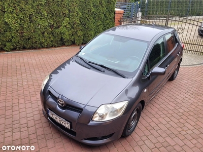 Toyota Auris 1.6 VVT-i Sol