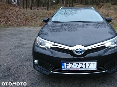 Toyota Auris 1.8 VVT-i Hybrid Automatik Team Deutschland