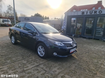 Toyota Avensis 1.8 Sol NAVI