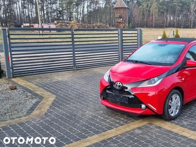 Toyota Aygo x-play touch