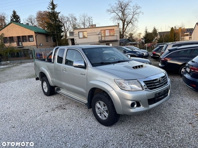 Toyota Hilux 4x4 Extra Cab Sol