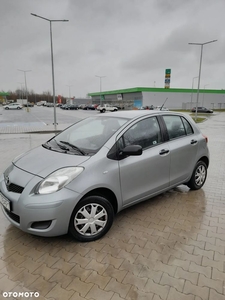 Toyota Yaris 1.0 Entry