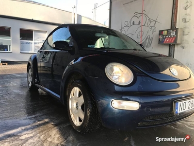 VOLKSWAGEN NEW BEETLE 1,4 CABRIO