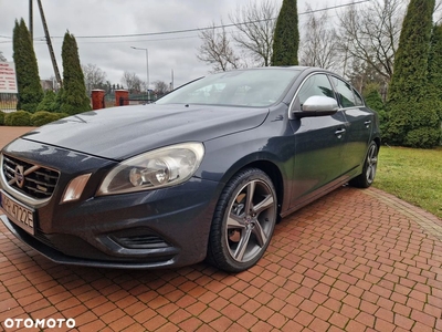 Volvo S60 D2 R-Design