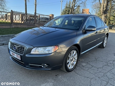 Volvo S80