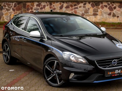 Volvo V40 D2 Drive-E R-Design Momentum