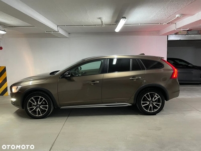 Volvo V60 Cross Country D4 Drive-E Summum