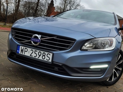 Volvo V60 D2 Momentum