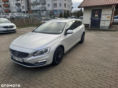 Volvo V60 D4 AWD Drive-E Summum