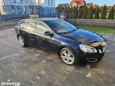 Volvo V60 T3 Momentum