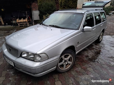 VOLVO V70 R5 2.5Tdi 140KM