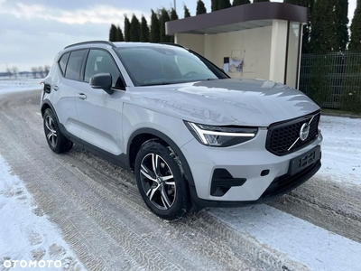 Volvo XC 40 T2 Plus Dark