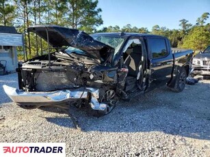 Chevrolet Silverado 5.0 benzyna 2022r. (HOUSTON)