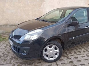 Clio III 1.6 benzyna 89 KM 5 drzwi Czarne Klima Alu Bezwypadek Niemiec