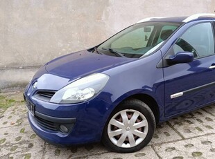 Clio Komb 1.2b. 75KM Klima Elektryka Grzane Fotele Hak Serwis Tylko 135tys