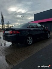 Honda Accord VII - Salon Polska