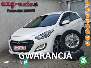 Hyundai i30 blue 1.4 Trend