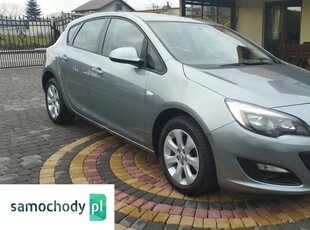 Opel Astra IV 1.4 T Cosmo