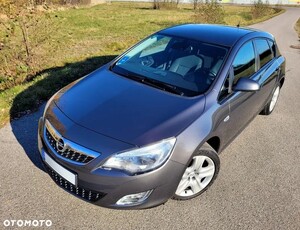 Używany Opel Astra 2011