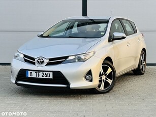 Używany Toyota Auris 2013