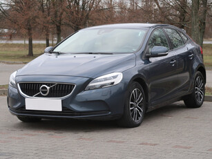 Volvo V40 2017 2.0 D3 144012km Hatchback