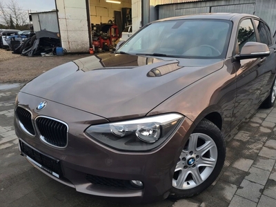 BMW Seria 1 F20-F21 Hatchback 5d 116i 136KM 2013