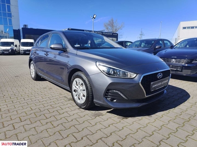 Hyundai i30 1.4 benzyna 100 KM 2019r. (Kraków, Nowy Targ)