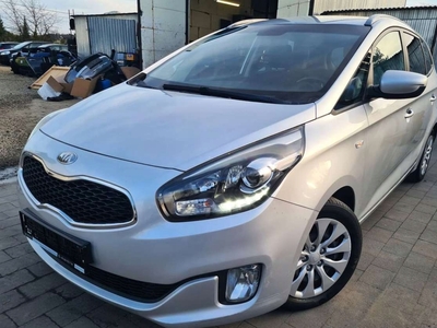 Kia Carens IV Minivan 1.7 VGT CRDI 115KM 2013