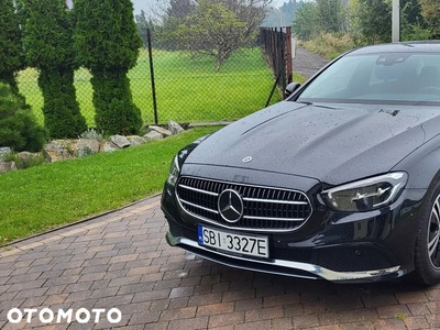 Mercedes-Benz Klasa E 220 d T 9G-TRONIC