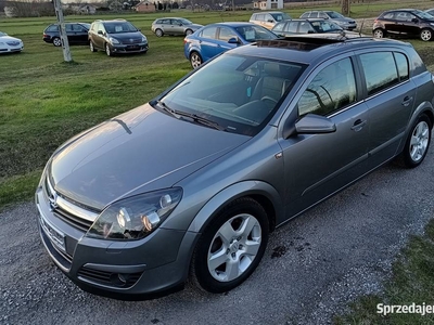 Opel Astra 1.8 automat, xenon, duży szyber dach