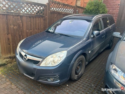 Opel vectra 1.9cdti 150km Navi Pdc Hak Kamera