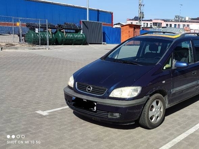 Opel Zafira a 1.8 (7 osobowa)