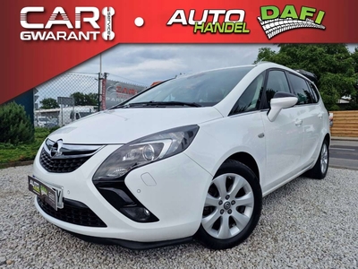 Opel Zafira C 2015