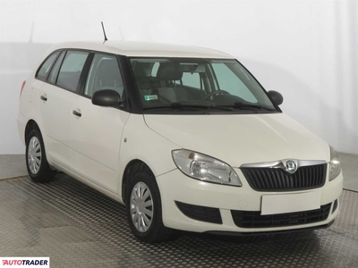 Skoda Fabia 1.6 73 KM 2011r. (Piaseczno)