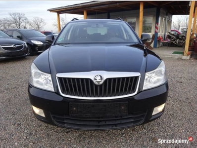 Skoda Octavia 1.8 TSI 2011r rezerwacja