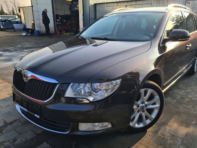 Skoda Superb II Kombi 2.0 TDI CR DPF 170KM 2011