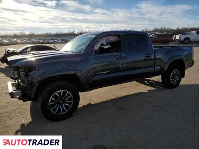 Toyota Tacoma 3.0 benzyna 2022r. (FRESNO)