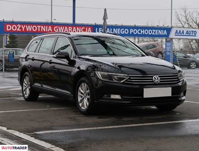 Volkswagen Passat 2.0 147 KM 2016r. (Piaseczno)