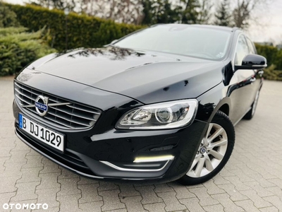 Volvo V60 D4 Drive-E Momentum