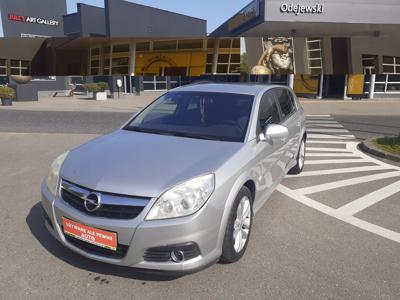 Opel Signum 2.2 DIRECT ECOTEC 155KM 2006