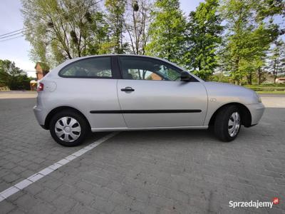 Seat Ibiza 1.4 16v Klimatyzacja