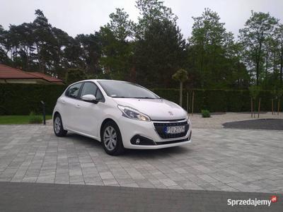 Sprzedam Peugeot 208 1,2 2019r