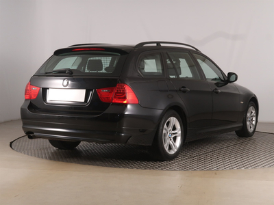 BMW 3 2009 318 i 214803km Kombi