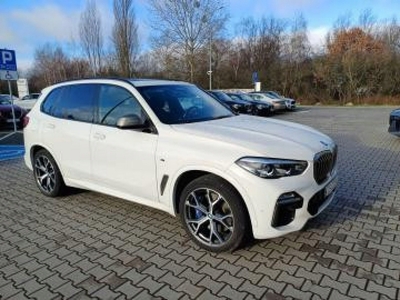 BMW X5 G05 M SUV M50d 400KM 2019