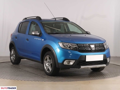 Dacia Sandero 0.9 88 KM 2018r. (Piaseczno)