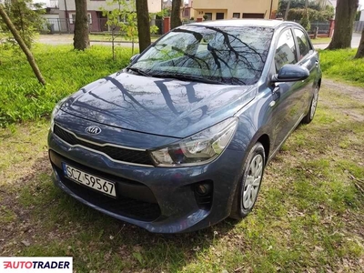 Kia Rio 1.4 benzyna 100 KM 2017r. (blachownia)